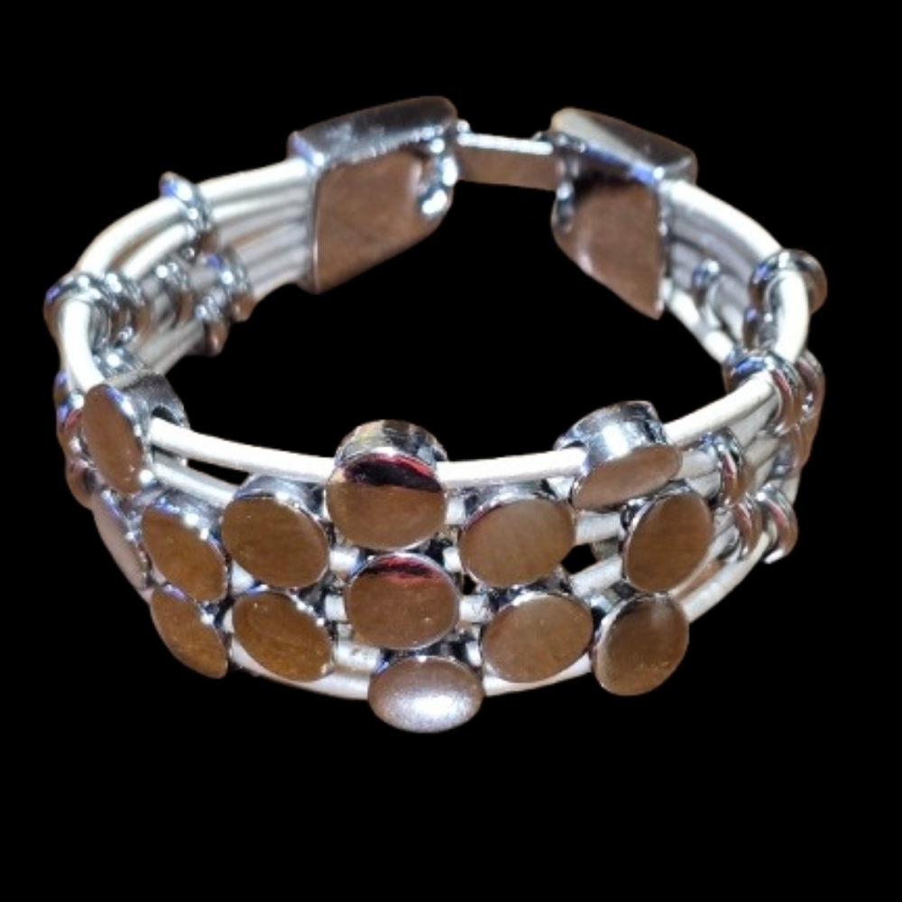 Metal Dot 6 Stran Bracelet Lot 4